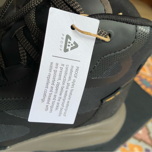 Teva Men’s Geotrecca Black Dark Grey Boots Size 9 Waterproof NEW - Picture 3 of 13